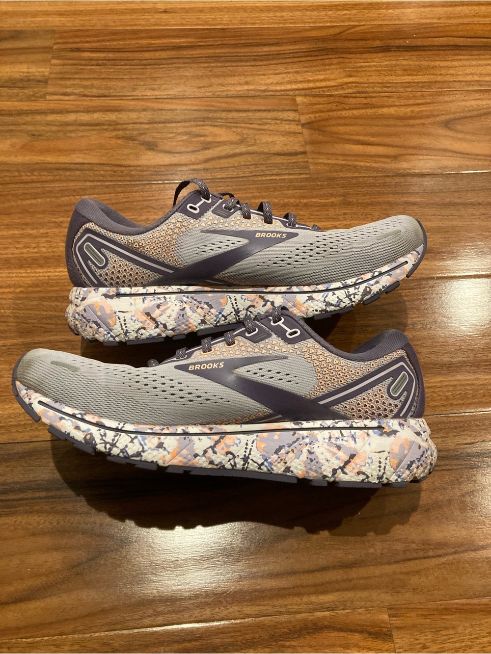 Brooks Womens Ghost 14 Shoes Womens Size 9.5 Purple Running Sneakers 1203561B490
